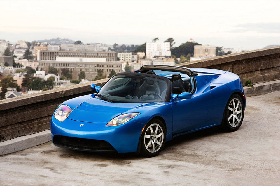 3906019_Tesla_Roadster
